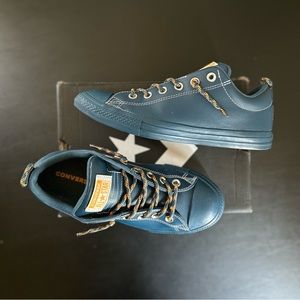 Converse Street Slip 🗣️🧡 (GS) 6Y 
#Converse